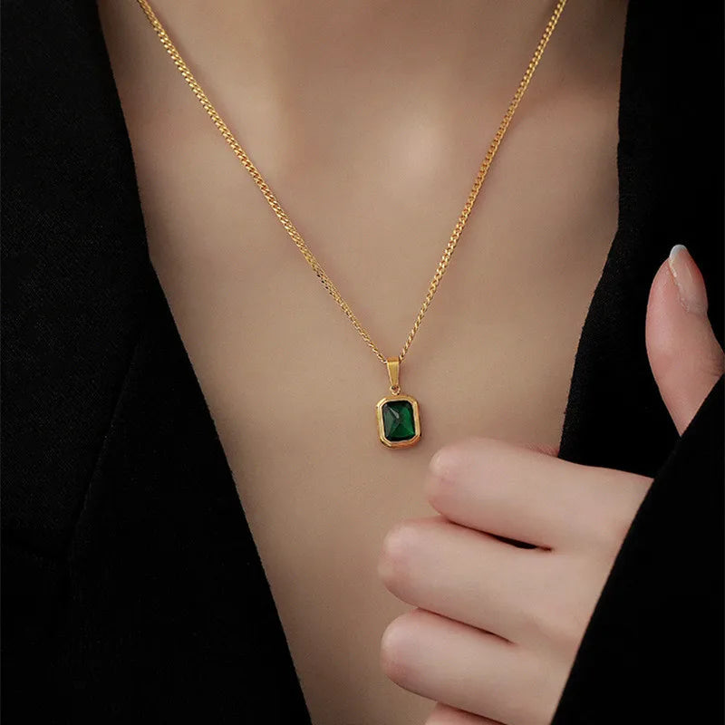 Fashion Retro Square Green Zircon Pendant Necklace For Women Charm Necklace Girls Wedding Engagement Jewelry Gift