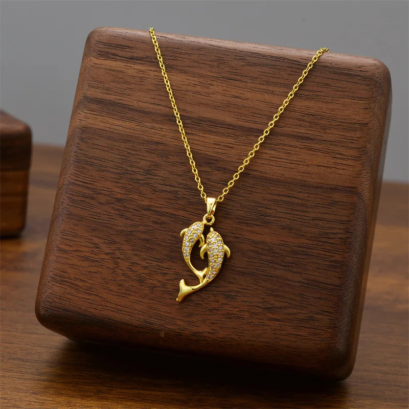 Exquisite titanium steel necklace with dolphin pendant, sparkling zircon, women's lock collar chain jewelry
