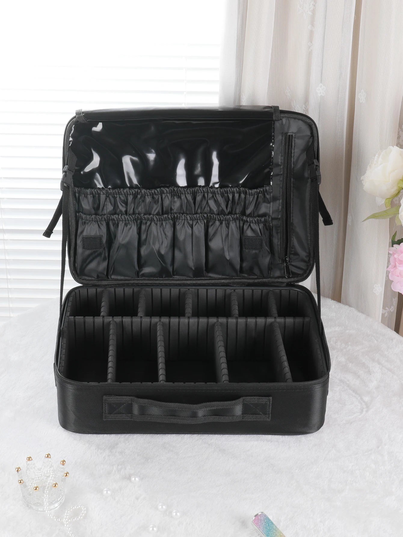 Travel Makeup Bag Makeup Train Cases Professional Lipstick Organizer with Shoulder Strap Adjustable Dividers for Cosmetics Makeu