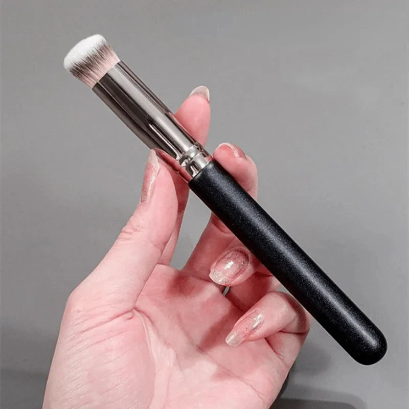 Foundation Concealer Brush, Premium Contour Blusher Brushes, Flawless Under Eye Dense