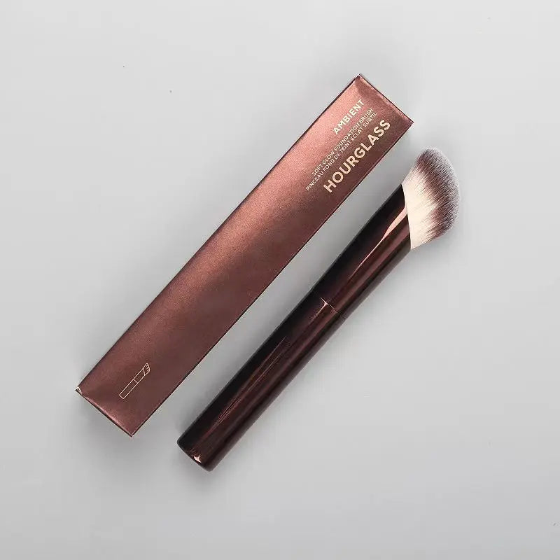 Hourglass Makeup Brushes Long Handle Oblique Foundation Make-up Brush