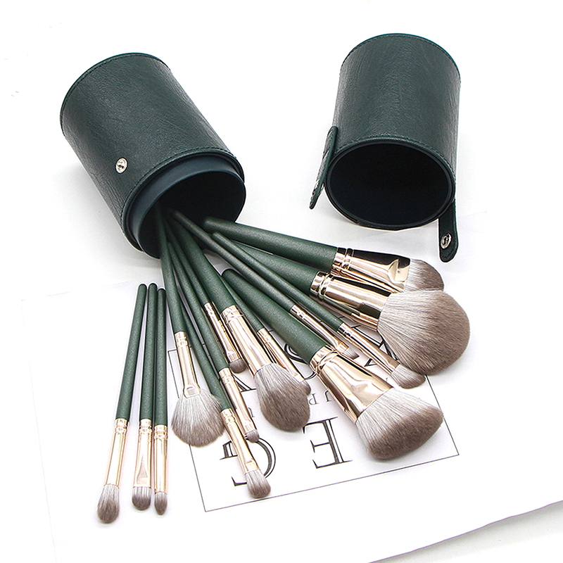 JTFIL Makeup Brushes Soft Fluffy Makeup Tools Cosmetic Powder Eye Shadow Foundation Blush Blending Beauty Make Up Brush Beauty